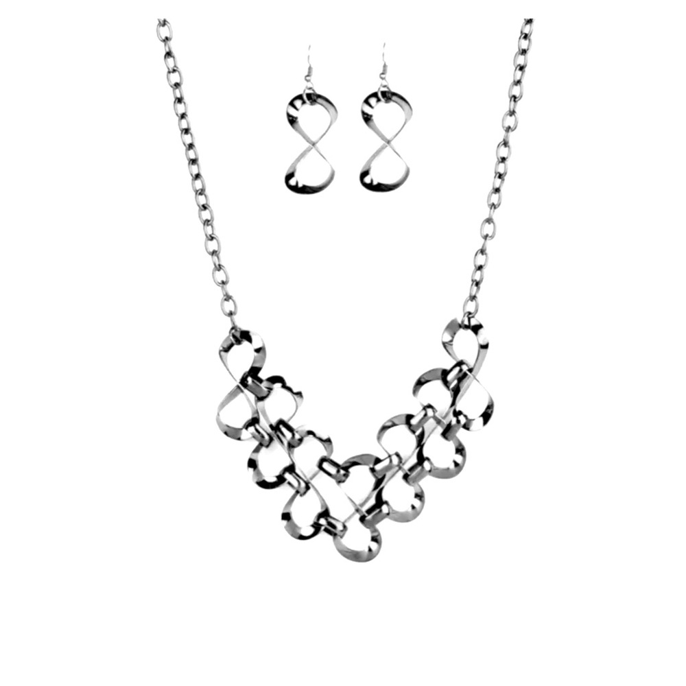 Paparazzi Gunmetal Necklace, Bib Style, Boho Chic! Comes with matching EARRINGS!